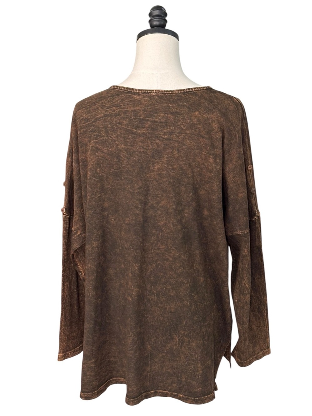 Jess & Jane dark brown Mineral Washed tunic top 3-button accent dolman sleeve| L - Picture 5 of 13